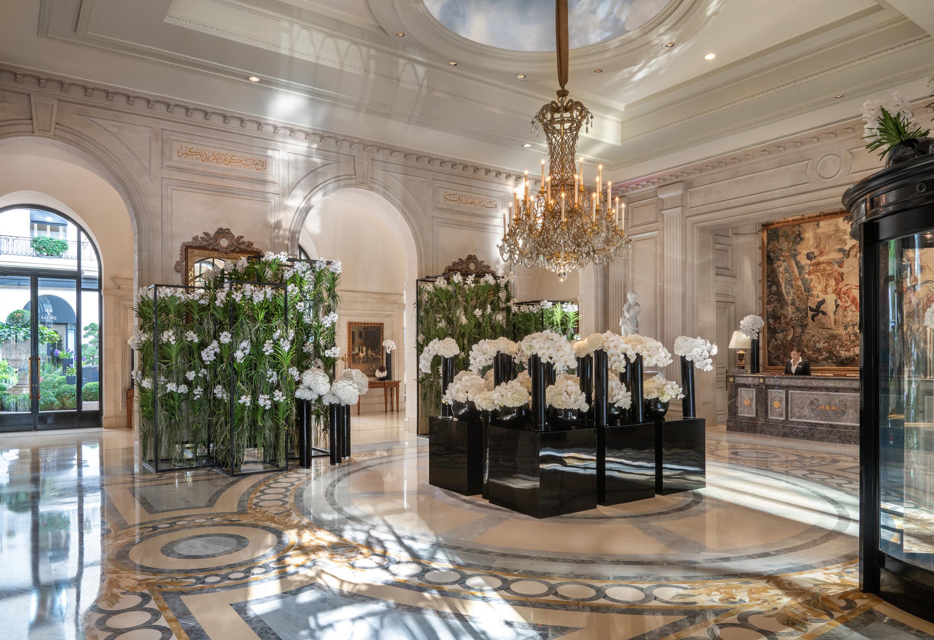 Four Seasons Hotel George V Paris Extérieur photo