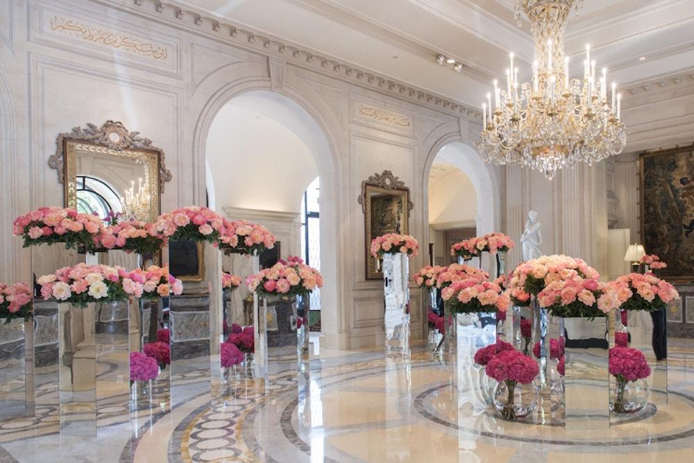 Four Seasons Hotel George V Paris Extérieur photo