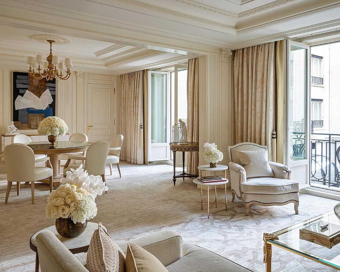 Four Seasons Hotel George V Paris Extérieur photo