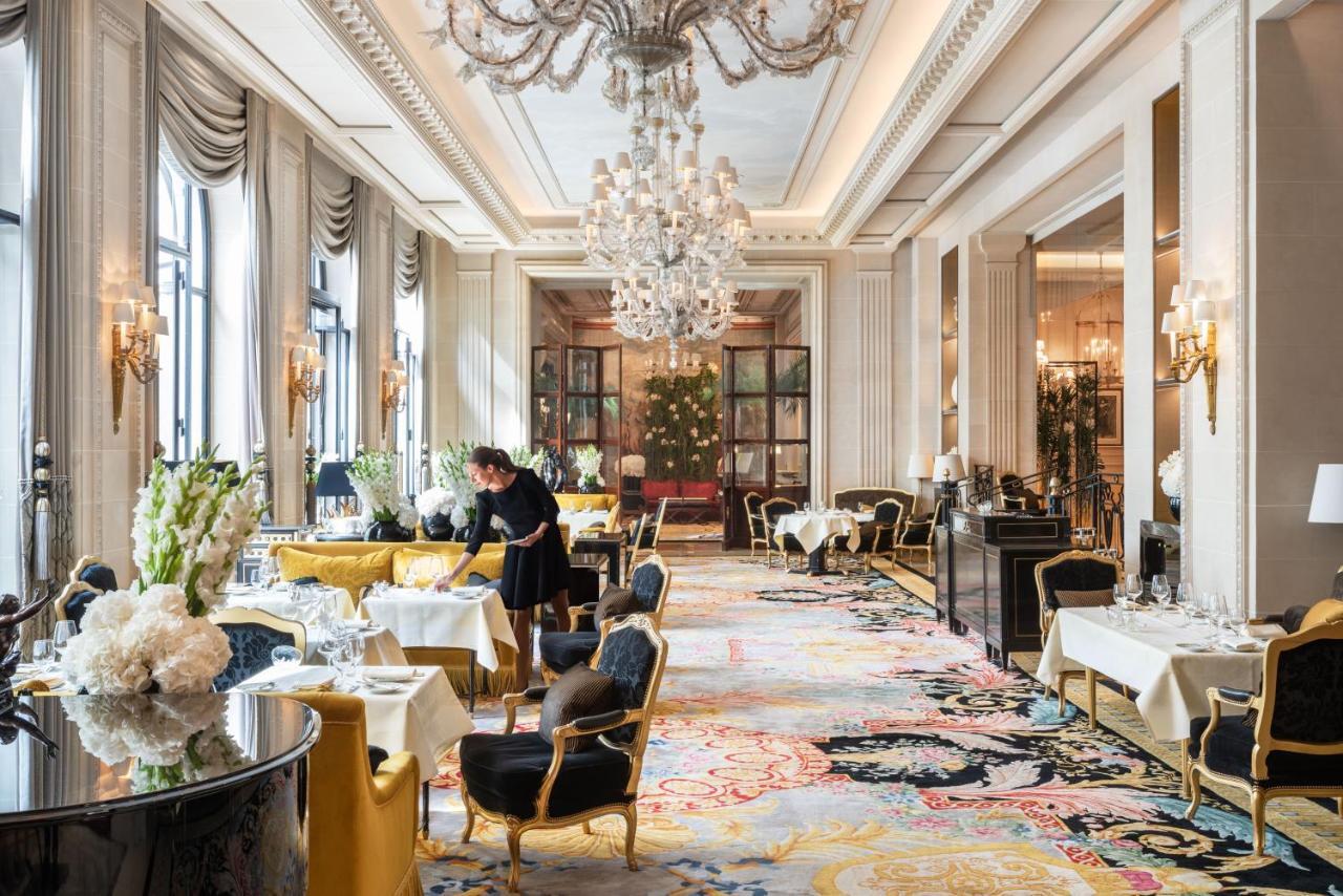 Four Seasons Hotel George V Paris Extérieur photo